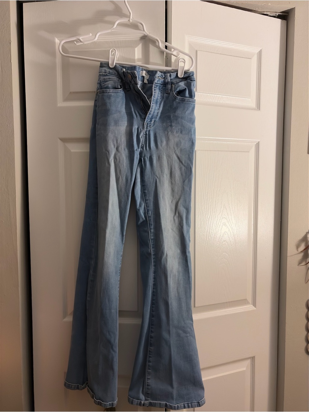Forever 21 Light Blue Flared High-Rise Jeans